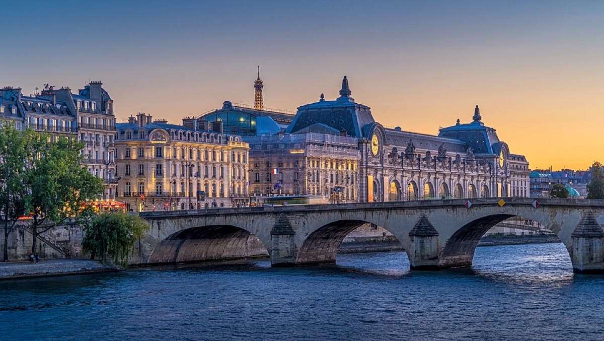 Musee d’Orsay seen across the Seine